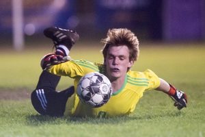 Hall-Dale boys soccer yet again eases past Mt Abram